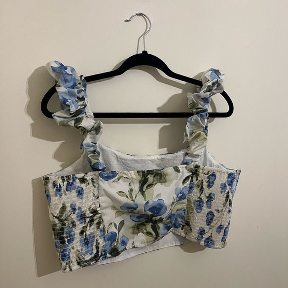 Abercrombie Scrunch Strap Poplin Top in Blue/Green Floral Print, Size XL - Picture 8 of 15
